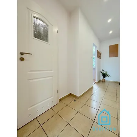 Stary Heaven Apartment